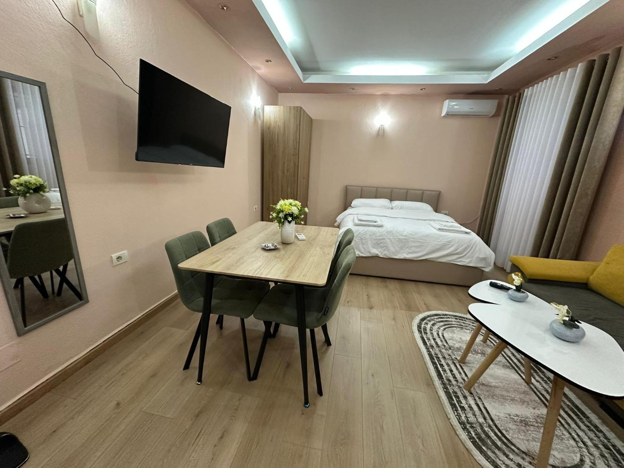 Adora Apartment Tirana Extérieur photo