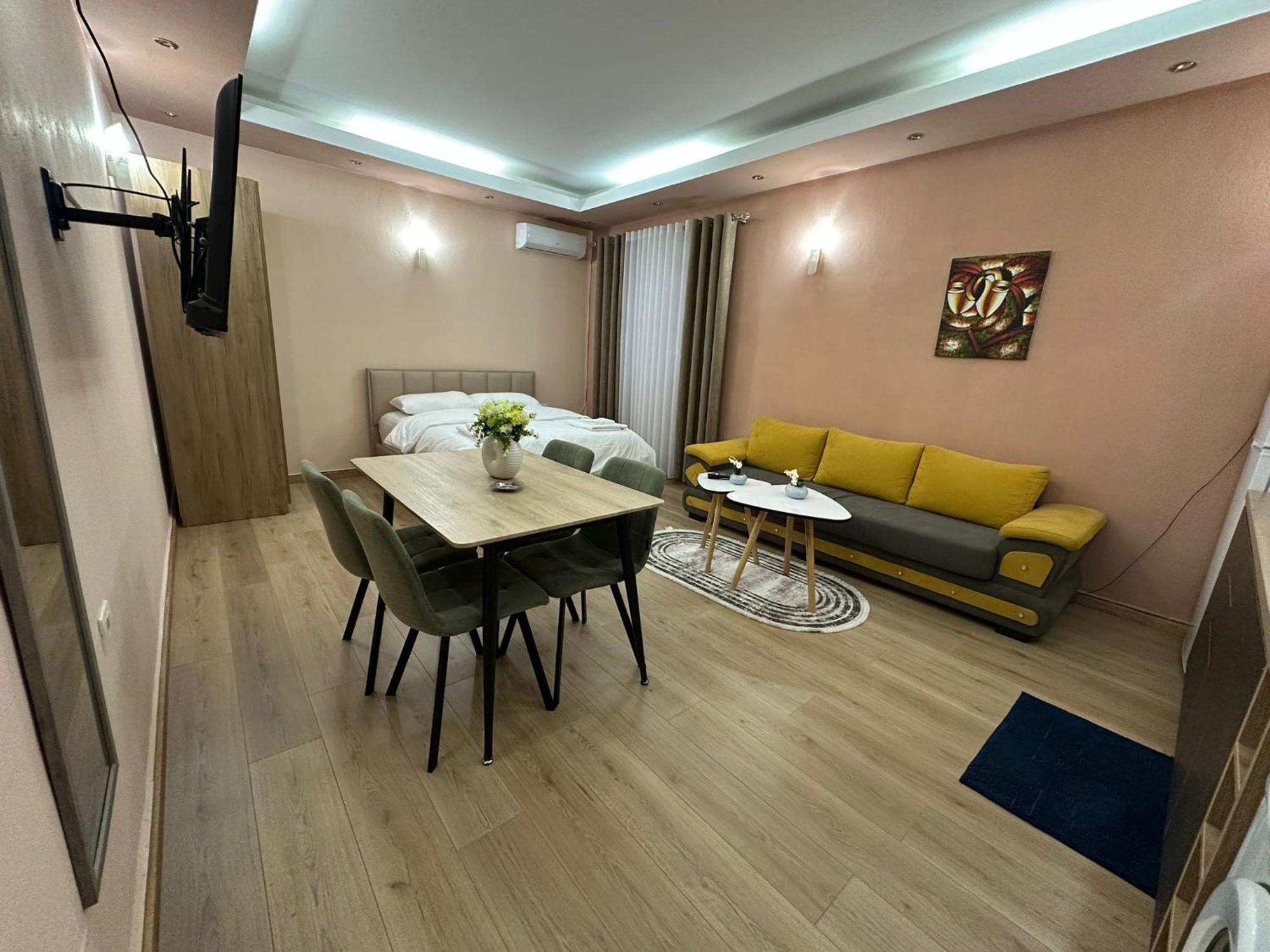 Adora Apartment Tirana Extérieur photo